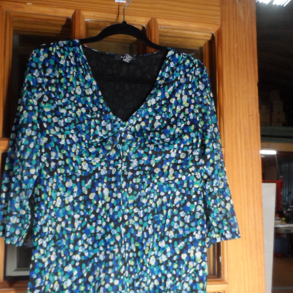 Turquoise/Blue Printed V-Neck Blouse - Size L